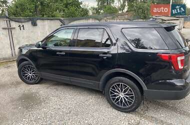Позашляховик / Кросовер Ford Explorer 2017 в Новомосковську