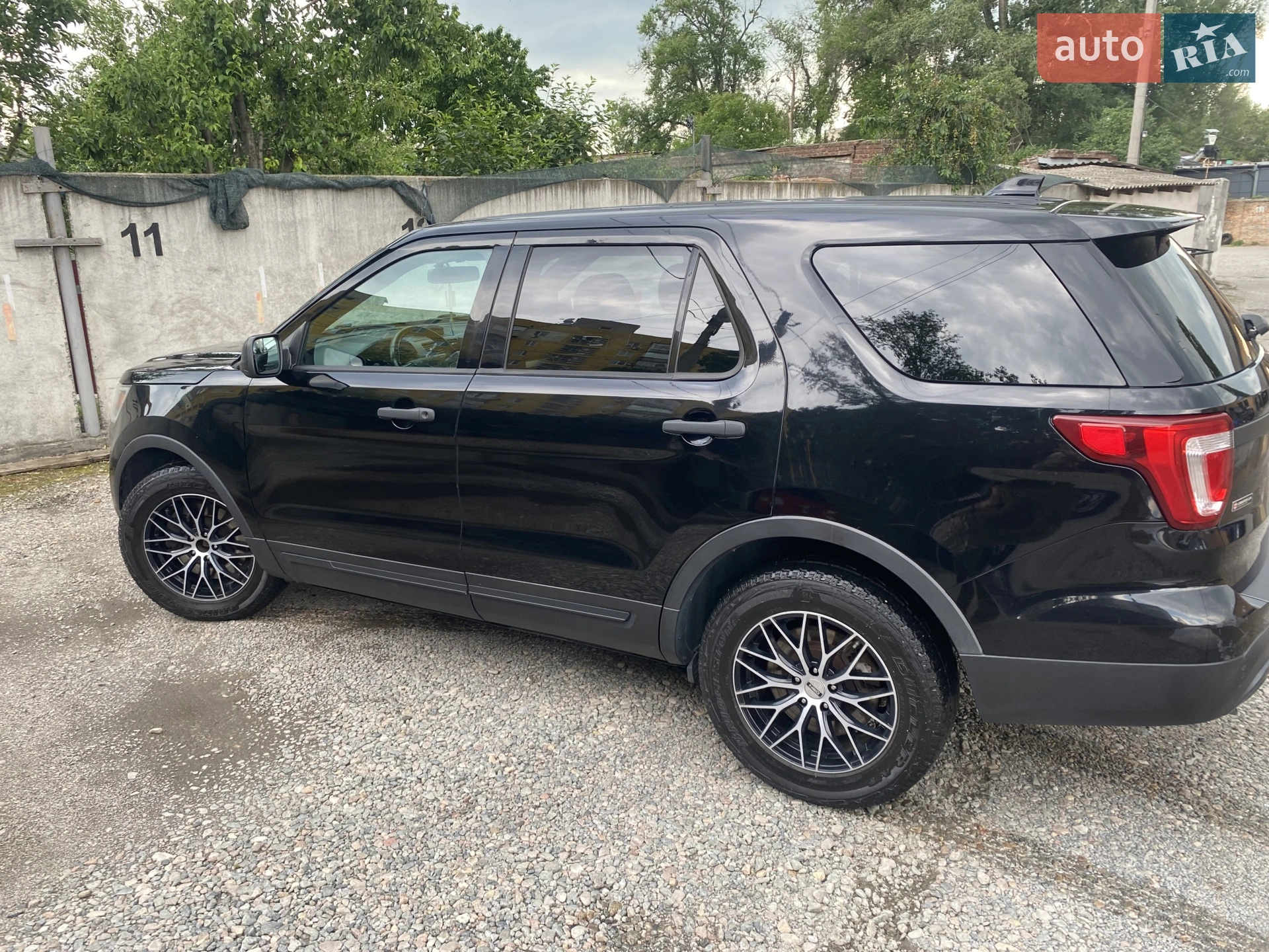 2017 Ford Explorer - мініатюра 4
