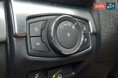 Позашляховик / Кросовер Ford Explorer 2017 в  фото 25 Позашляховик / Кросовер Ford Explorer 2017 в