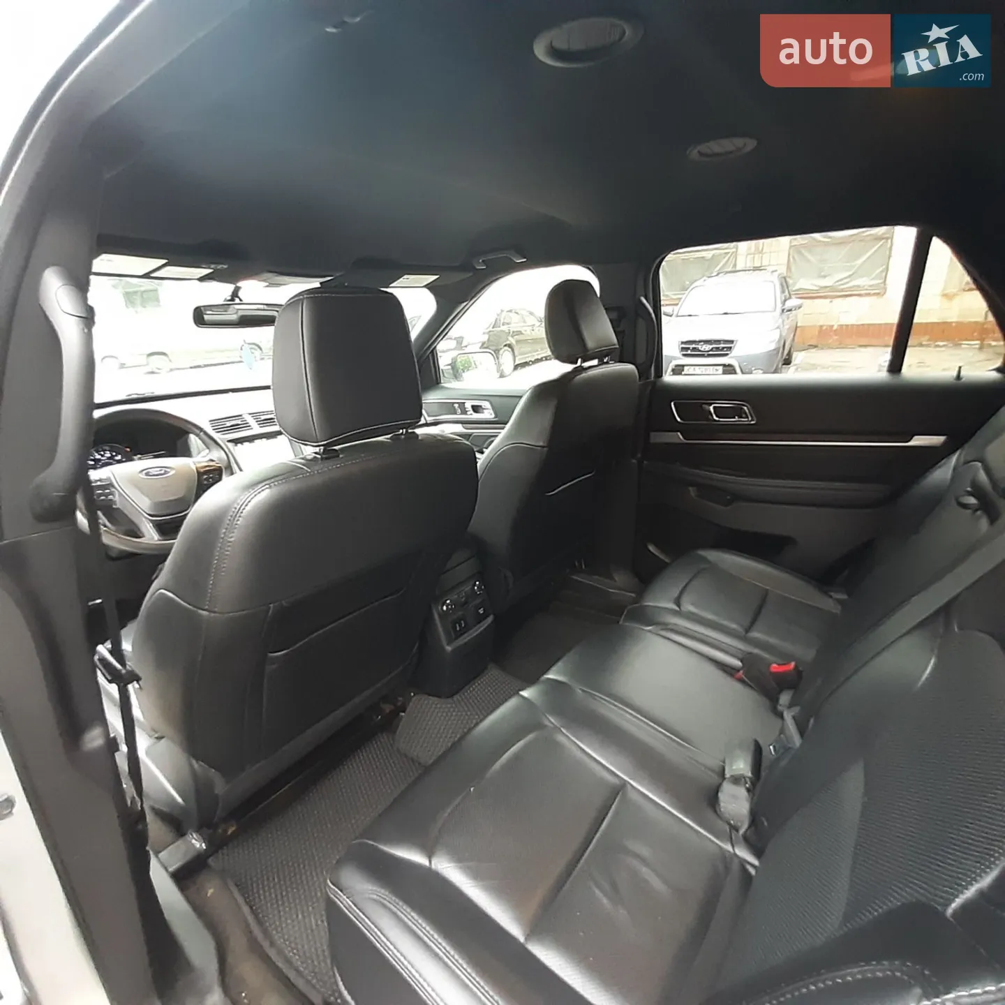2017 Ford Explorer - мініатюра 15