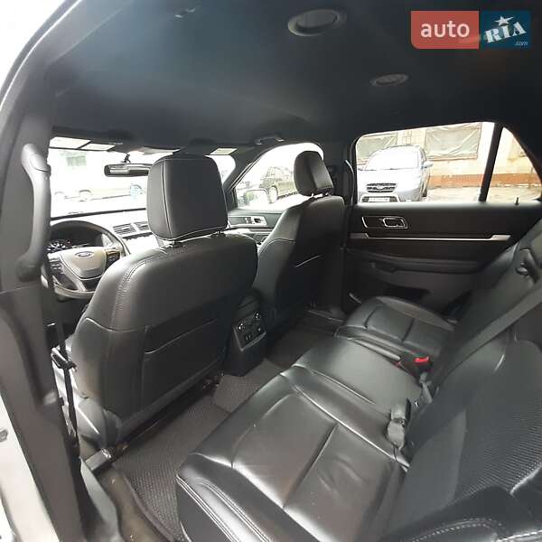 Позашляховик / Кросовер Ford Explorer 2017 в Черкасах фото 15 Позашляховик / Кросовер Ford Explorer 2017 в Черкасах