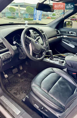 Внедорожник / Кроссовер Ford Explorer 2017 в 