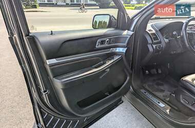 Внедорожник / Кроссовер Ford Explorer 2016 в 