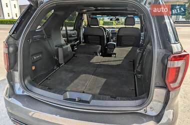 Внедорожник / Кроссовер Ford Explorer 2016 в 