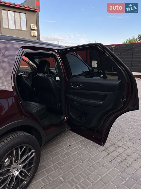 Позашляховик / Кросовер Ford Explorer 2018 в Одесі