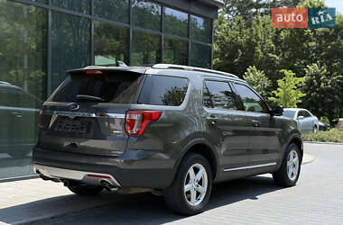Внедорожник / Кроссовер Ford Explorer 2017 в 