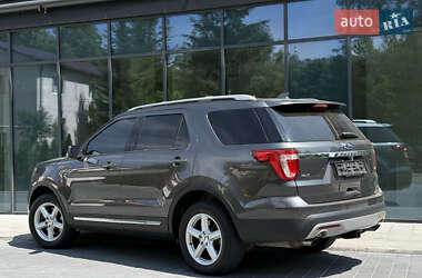 Внедорожник / Кроссовер Ford Explorer 2017 в 