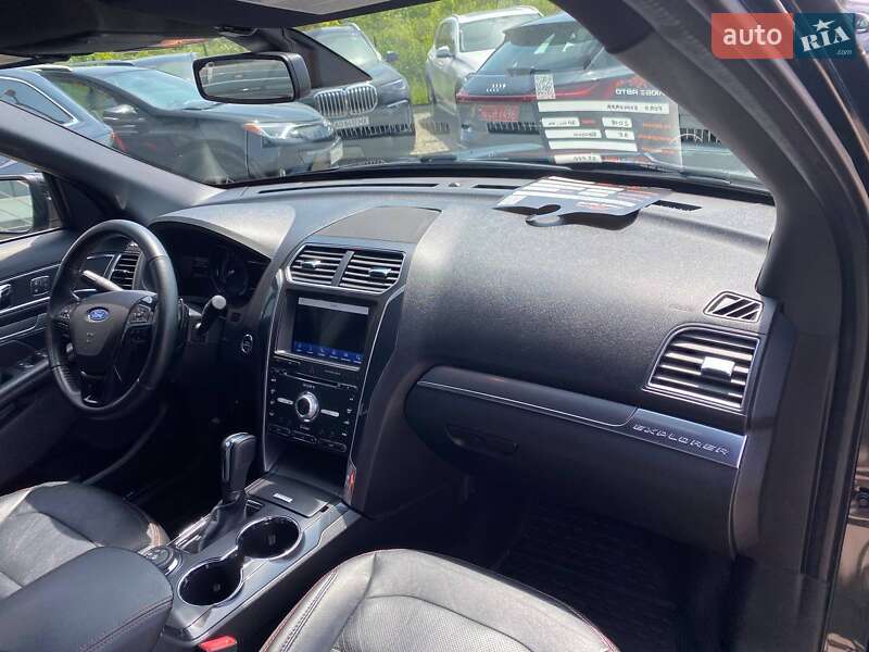Внедорожник / Кроссовер Ford Explorer 2018 в Львове