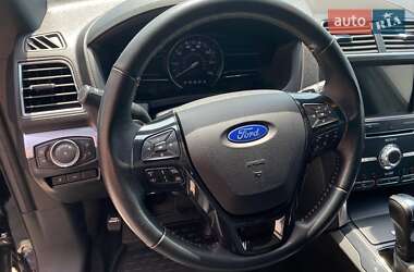 Внедорожник / Кроссовер Ford Explorer 2018 в 
