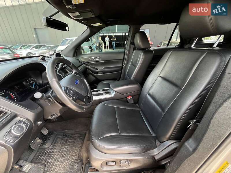 Позашляховик / Кросовер Ford Explorer 2017 в Львові