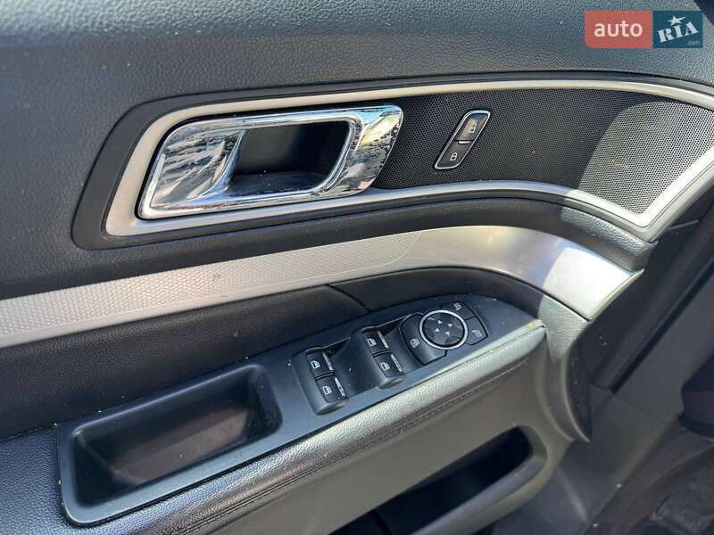 Внедорожник / Кроссовер Ford Explorer 2015 в Львове