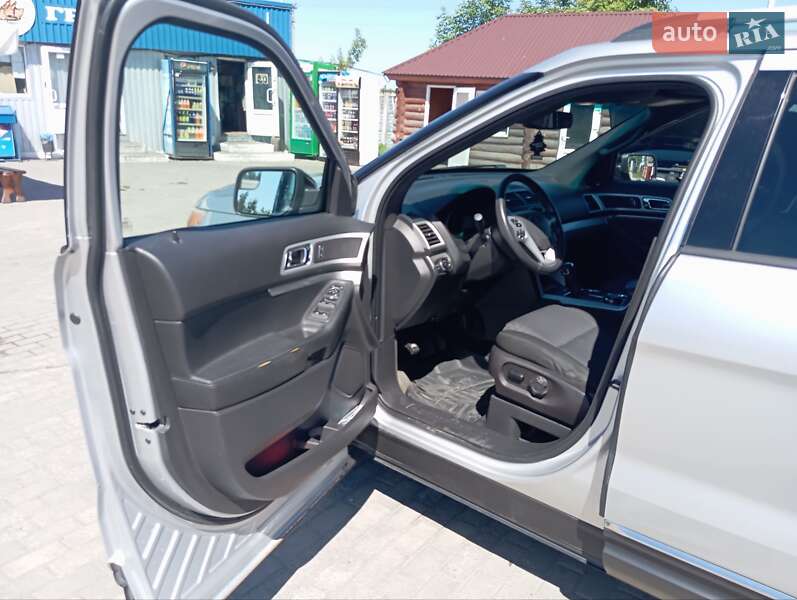 Внедорожник / Кроссовер Ford Explorer 2013 в Дубно
