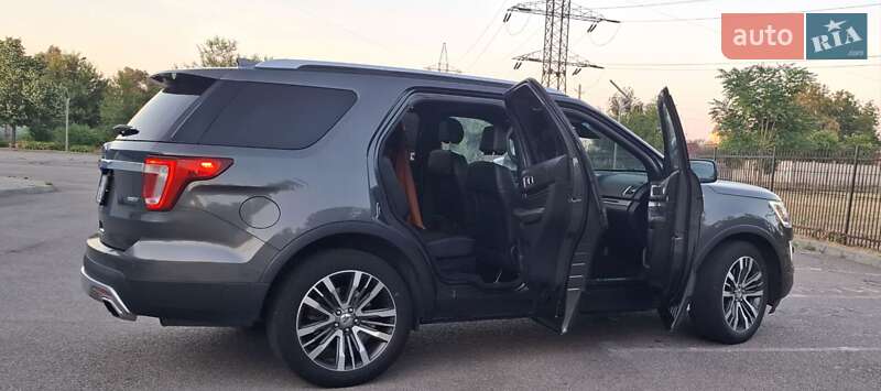 Внедорожник / Кроссовер Ford Explorer 2016 в Днепре