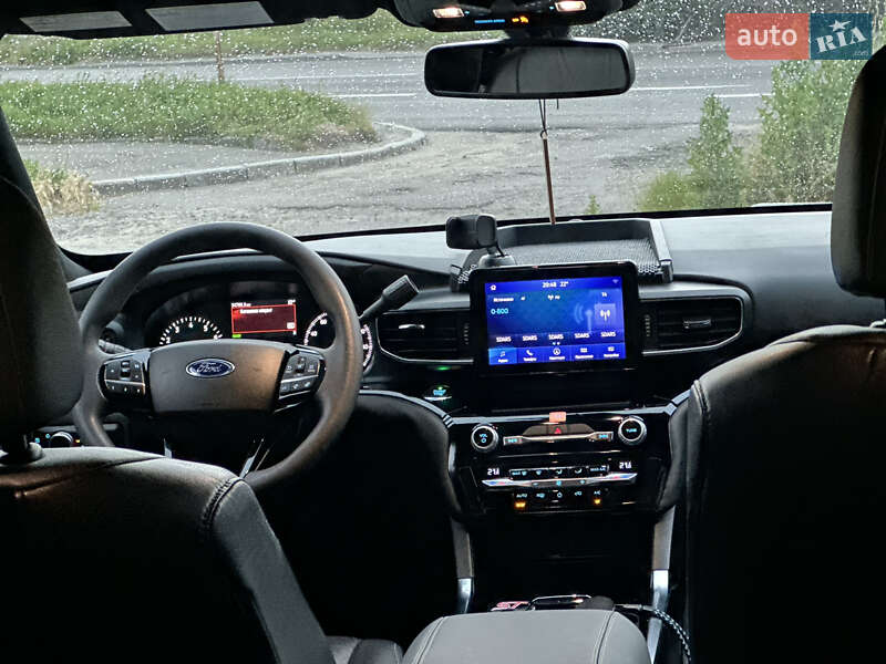 Внедорожник / Кроссовер Ford Explorer 2022 в Ровно