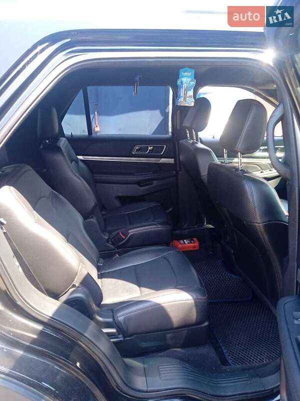 Внедорожник / Кроссовер Ford Explorer 2018 в Киеве фото 4 Внедорожник / Кроссовер Ford Explorer 2018 в Киеве
