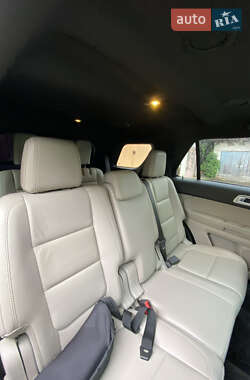 Внедорожник / Кроссовер Ford Explorer 2015 в 