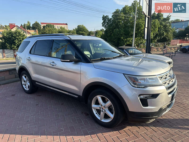 Внедорожник / Кроссовер Ford Explorer 2018 в Ровно