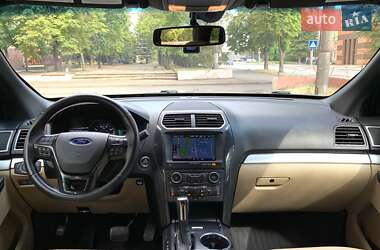 Внедорожник / Кроссовер Ford Explorer 2016 в 