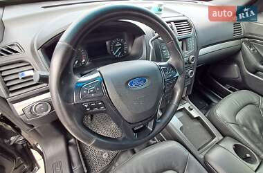 Внедорожник / Кроссовер Ford Explorer 2018 в 