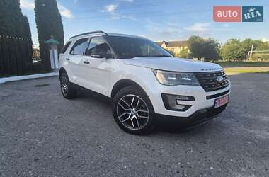 Позашляховик / Кросовер Ford Explorer 2016 в Дубні