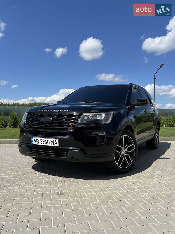 Внедорожник / Кроссовер Ford Explorer 2018 в Виннице
