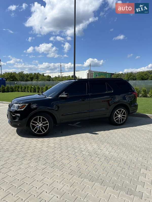 Внедорожник / Кроссовер Ford Explorer 2018 в Виннице