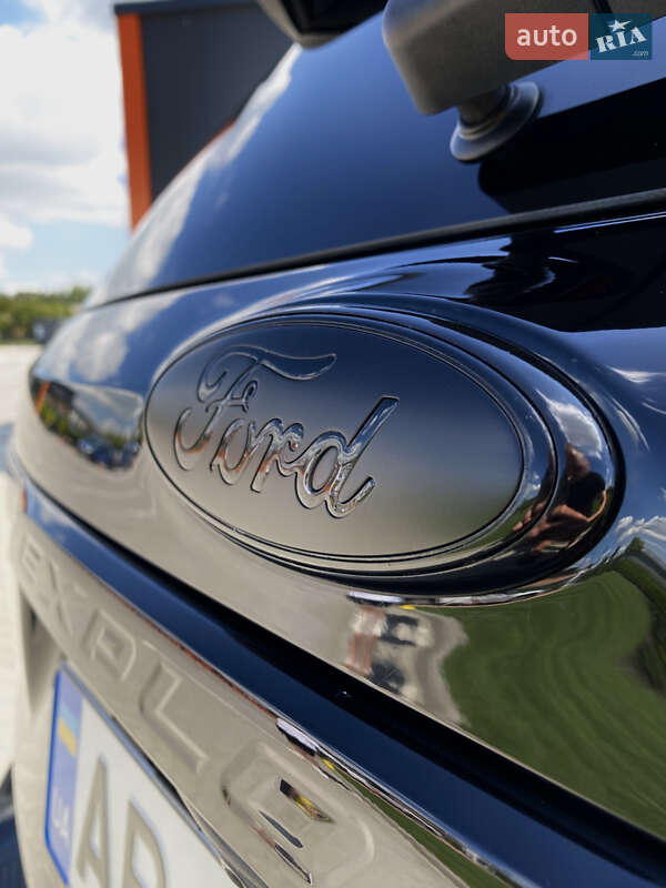 Внедорожник / Кроссовер Ford Explorer 2018 в Виннице