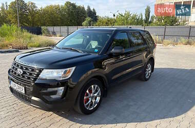 Внедорожник / Кроссовер Ford Explorer 2017 в 