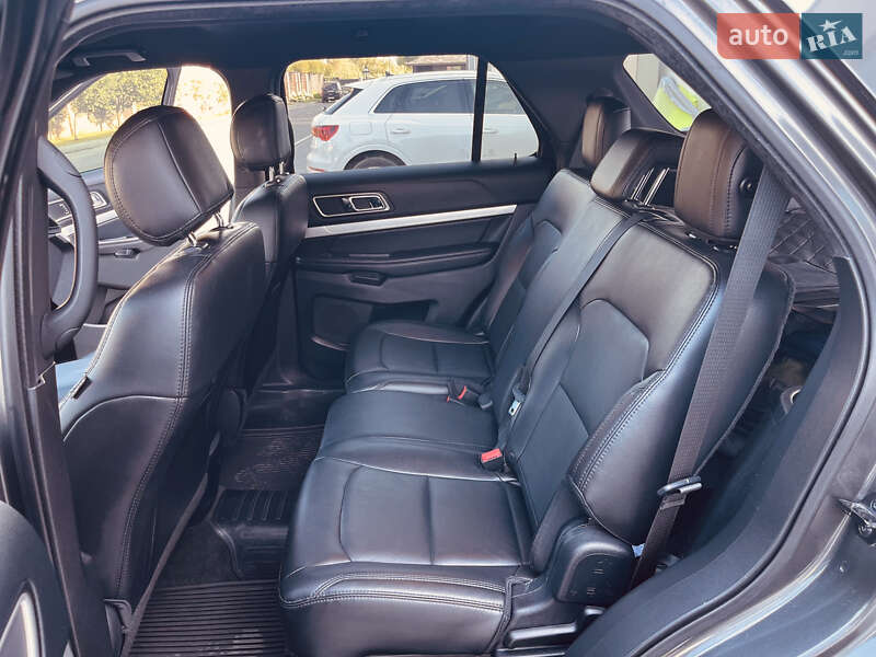 Внедорожник / Кроссовер Ford Explorer 2016 в Киеве фото 12 Внедорожник / Кроссовер Ford Explorer 2016 в Киеве