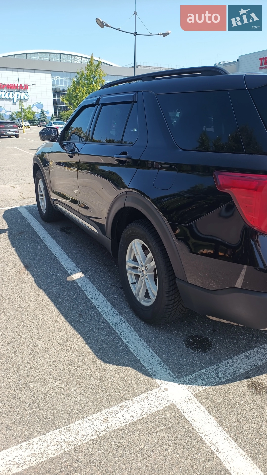 2021 Ford Explorer - мініатюра 6