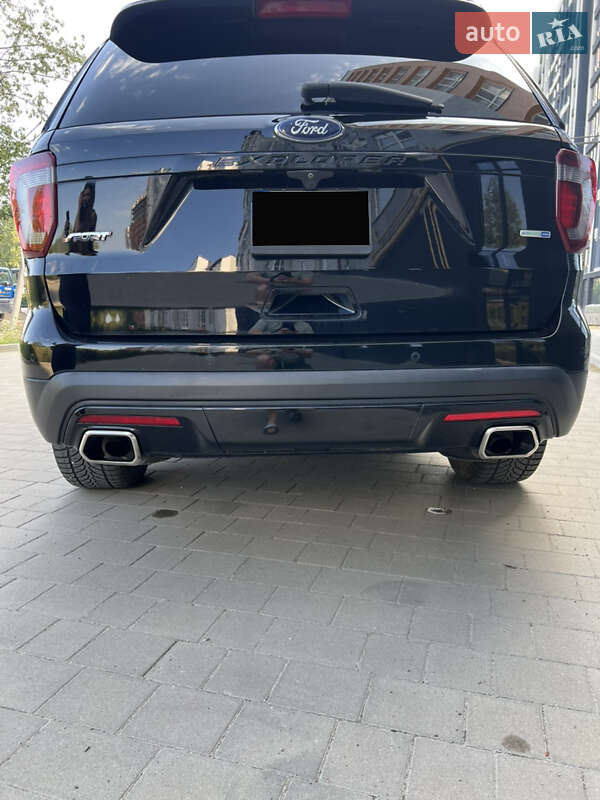 Позашляховик / Кросовер Ford Explorer 2016 в Івано-Франківську