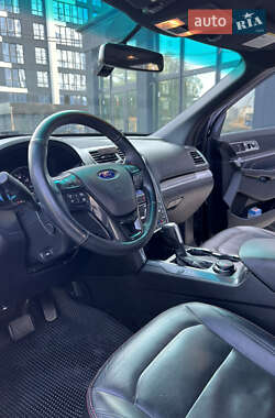 Внедорожник / Кроссовер Ford Explorer 2016 в Ивано-Франковске