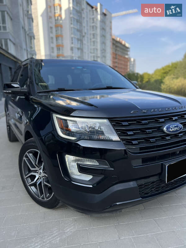 Позашляховик / Кросовер Ford Explorer 2016 в Івано-Франківську