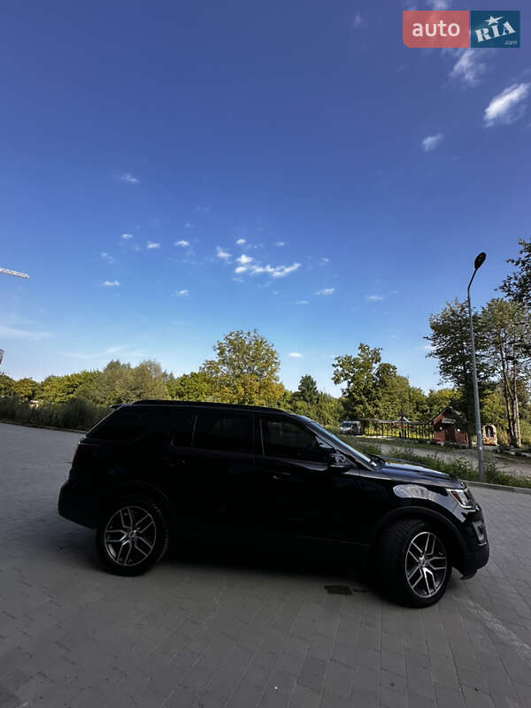 Позашляховик / Кросовер Ford Explorer 2016 в Івано-Франківську