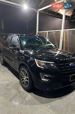 Внедорожник / Кроссовер Ford Explorer 2016 в Ивано-Франковске