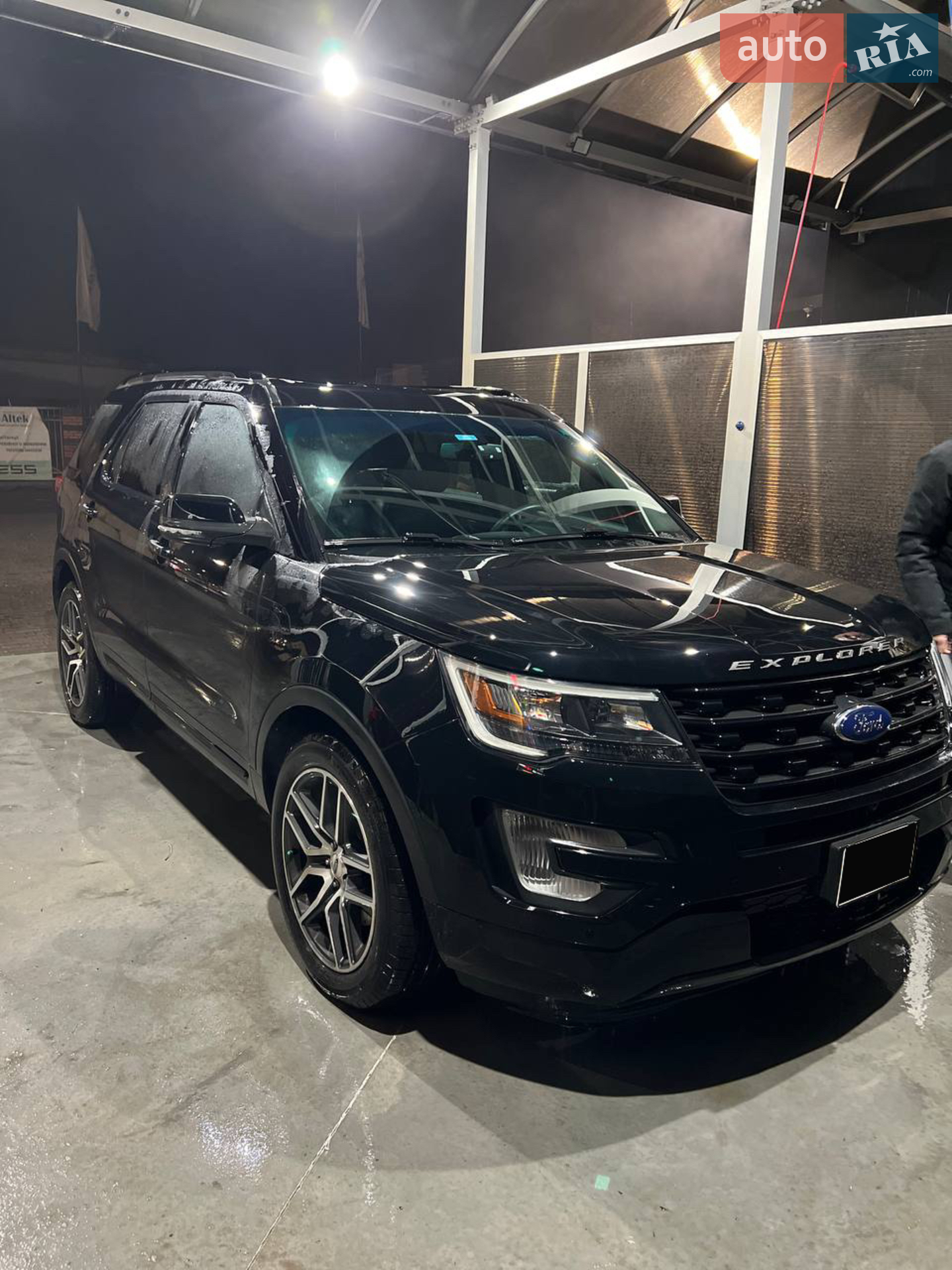 2016 Ford Explorer - мініатюра 100