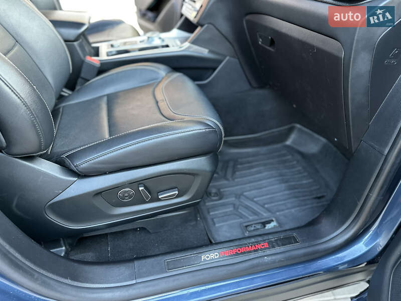 Позашляховик / Кросовер Ford Explorer 2019 в Рівному