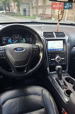 Внедорожник / Кроссовер Ford Explorer 2018 в Харькове