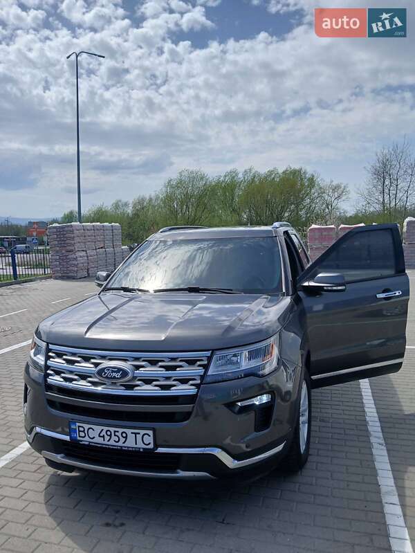 Внедорожник / Кроссовер Ford Explorer 2018 в Львове