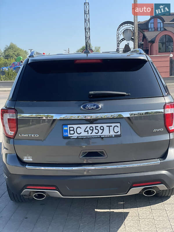 Внедорожник / Кроссовер Ford Explorer 2018 в Львове