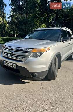 Внедорожник / Кроссовер Ford Explorer 2013 в Дубно