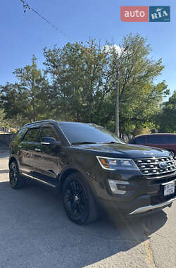 Позашляховик / Кросовер Ford Explorer 2016 в 