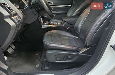 Внедорожник / Кроссовер Ford Explorer 2019 в 