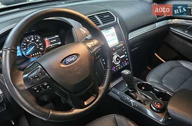 Внедорожник / Кроссовер Ford Explorer 2019 в 