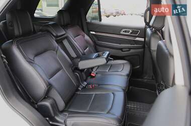 Позашляховик / Кросовер Ford Explorer 2017 в Києві