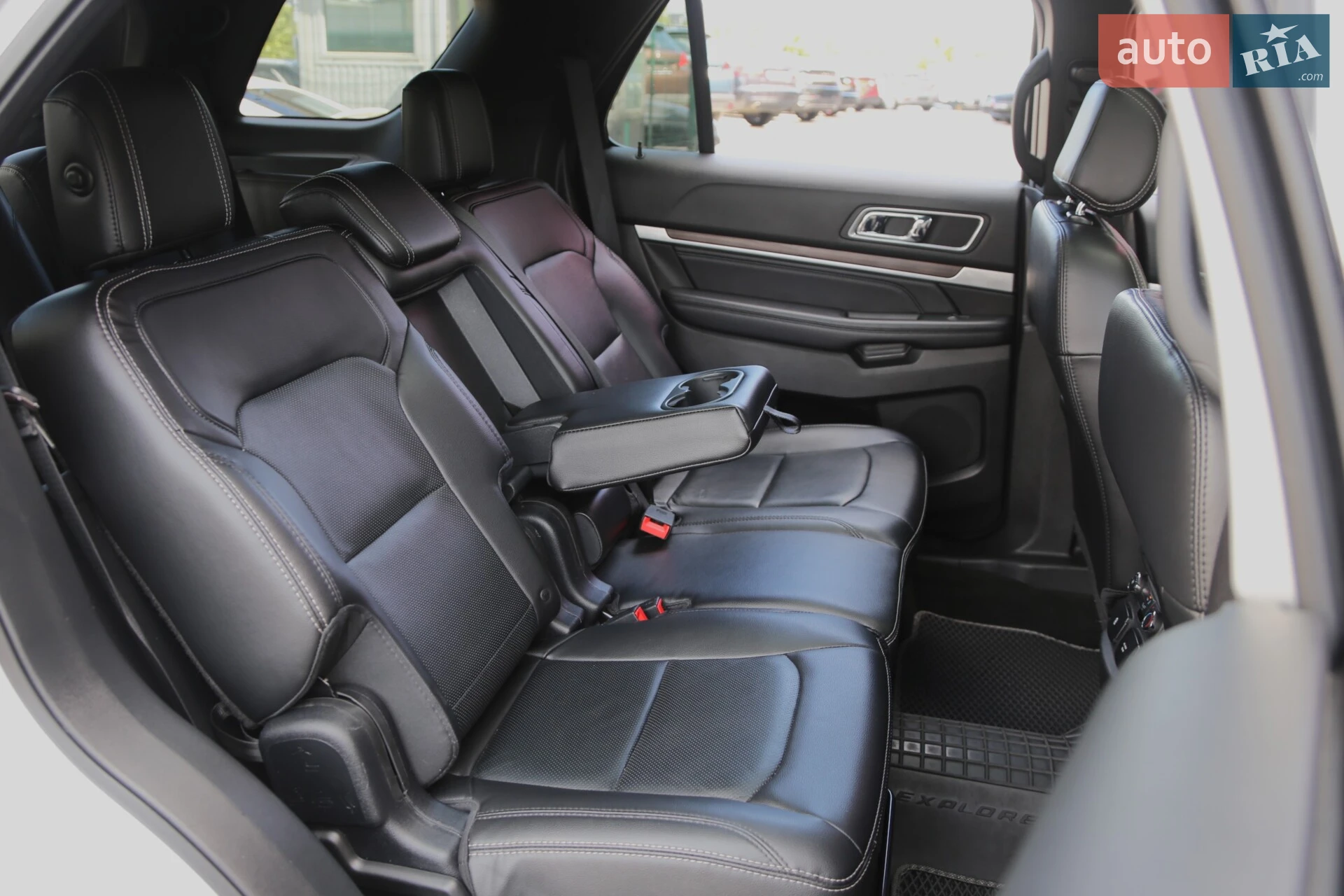 2017 Ford Explorer - мініатюра 12