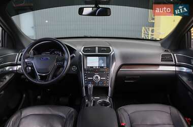 Позашляховик / Кросовер Ford Explorer 2017 в Києві