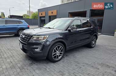 Позашляховик / Кросовер Ford Explorer 2016 в Києві