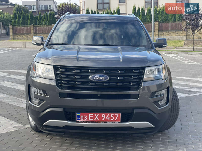 Позашляховик / Кросовер Ford Explorer 2016 в Рівному