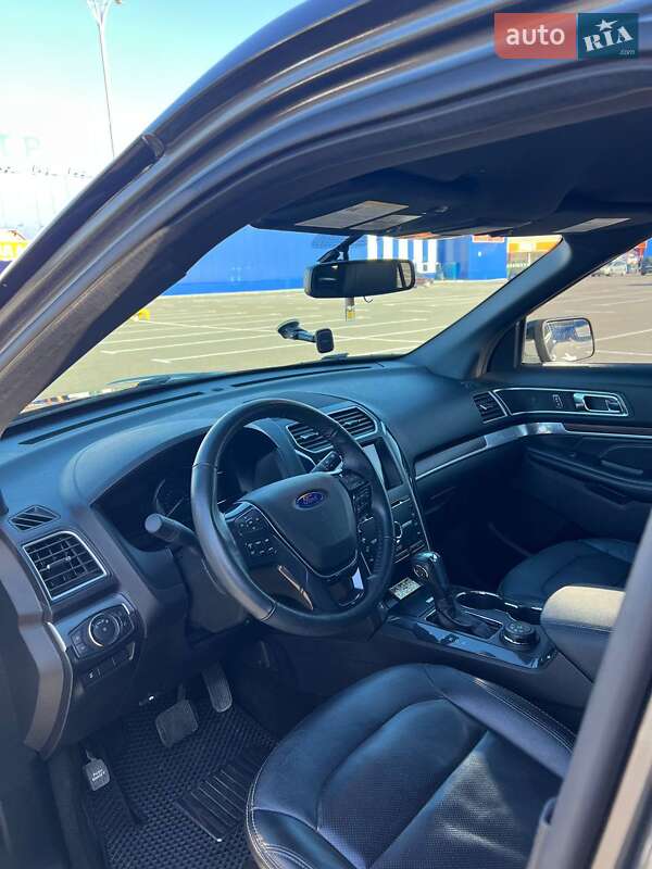 Позашляховик / Кросовер Ford Explorer 2018 в Кам'янець-Подільському